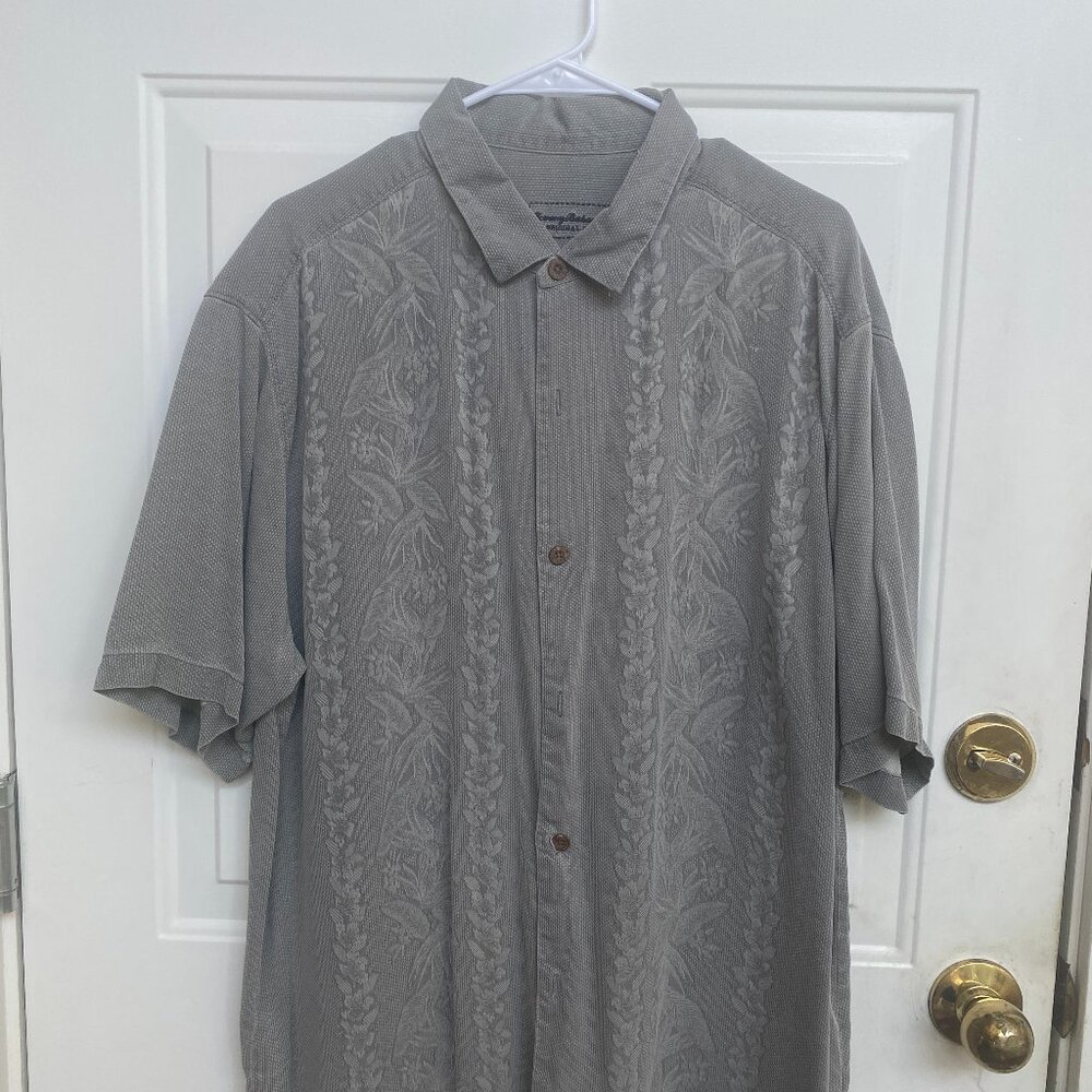 Tommy Bahama Shirt Mens XL Gray Short Sleeve Button Down Shirt